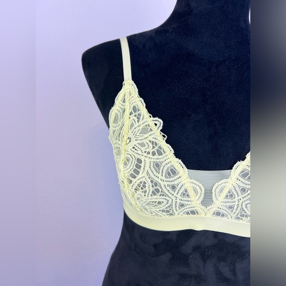 Thirdlove Wireless Boho Lace Triangle Bralette In… - image 2